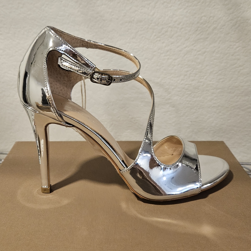 668 Bianca Di Elegant Silver Stiletto Sandals with Ankle Strap EU 39